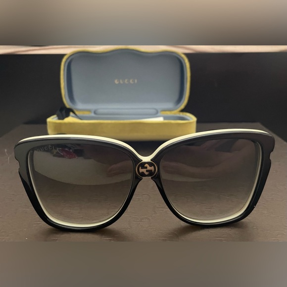 Gucci Accessories - Gucci Sunglasses in Black/Ivory with Grey Gradient Lenses